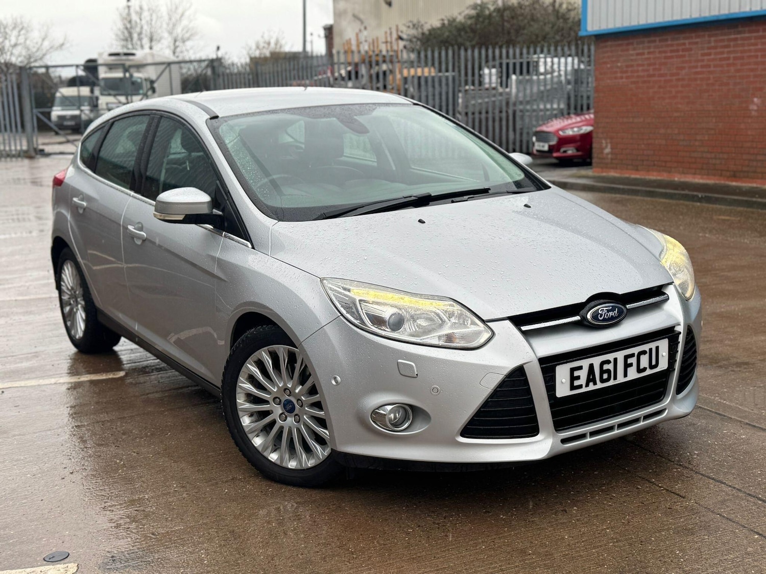 Used Ford Focus 2011 for sale - 77537838: Photo 9