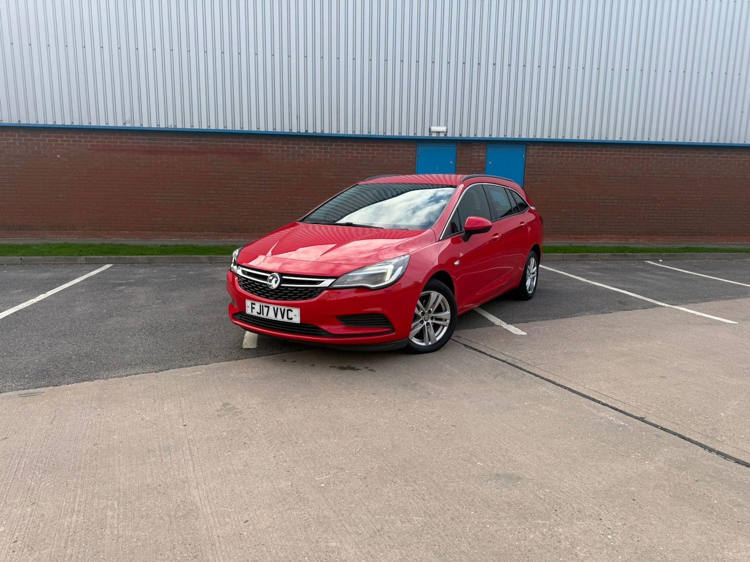 Used Vauxhall Astra 2017 for sale - 76607937: Photo 12