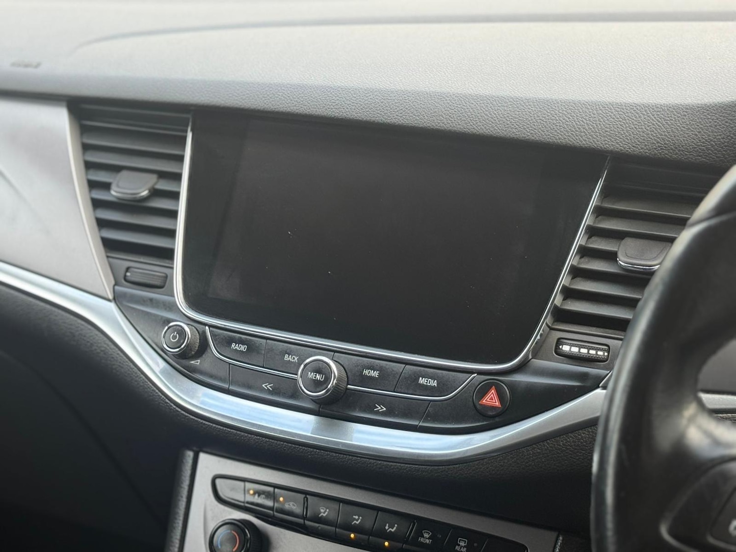 Used Vauxhall Astra 2017 for sale - 76607937: Photo 27