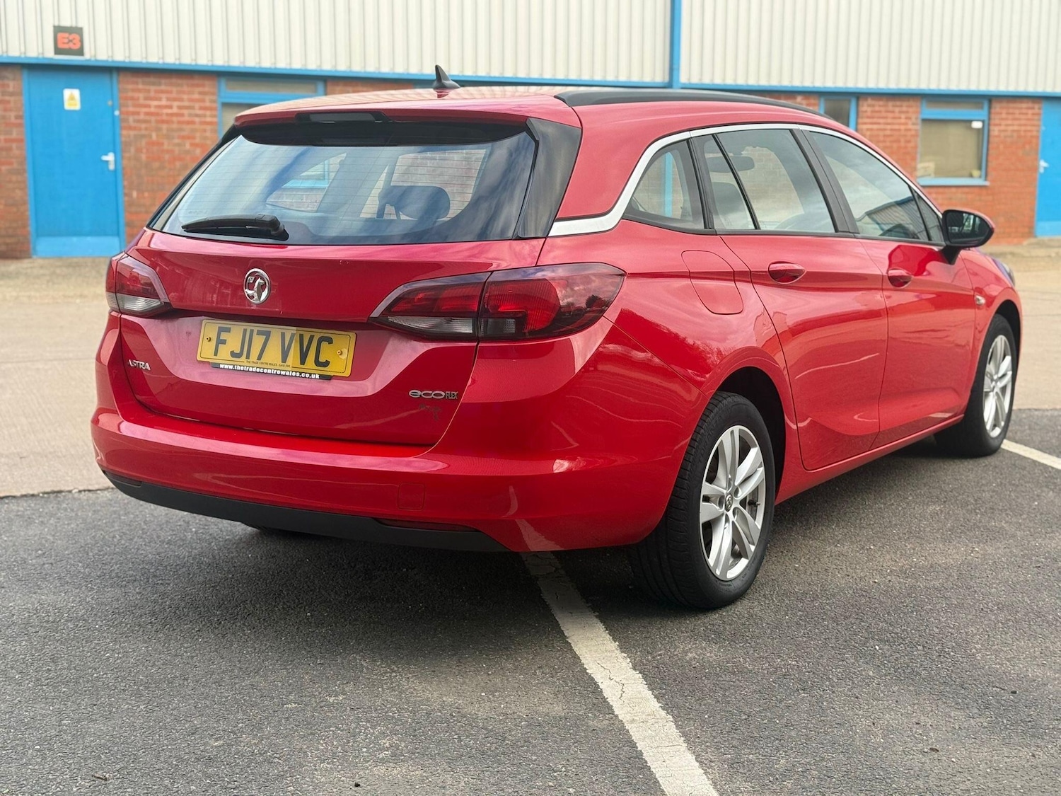 Used Vauxhall Astra 2017 for sale - 76607937: Photo 6