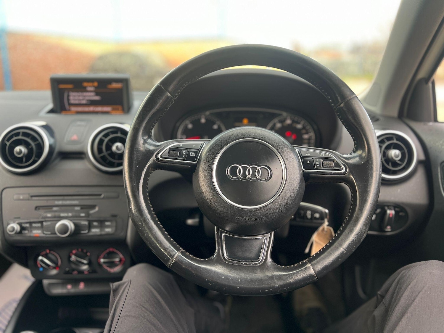 Used Audi A1 2012 for sale - 76388419: Photo 11