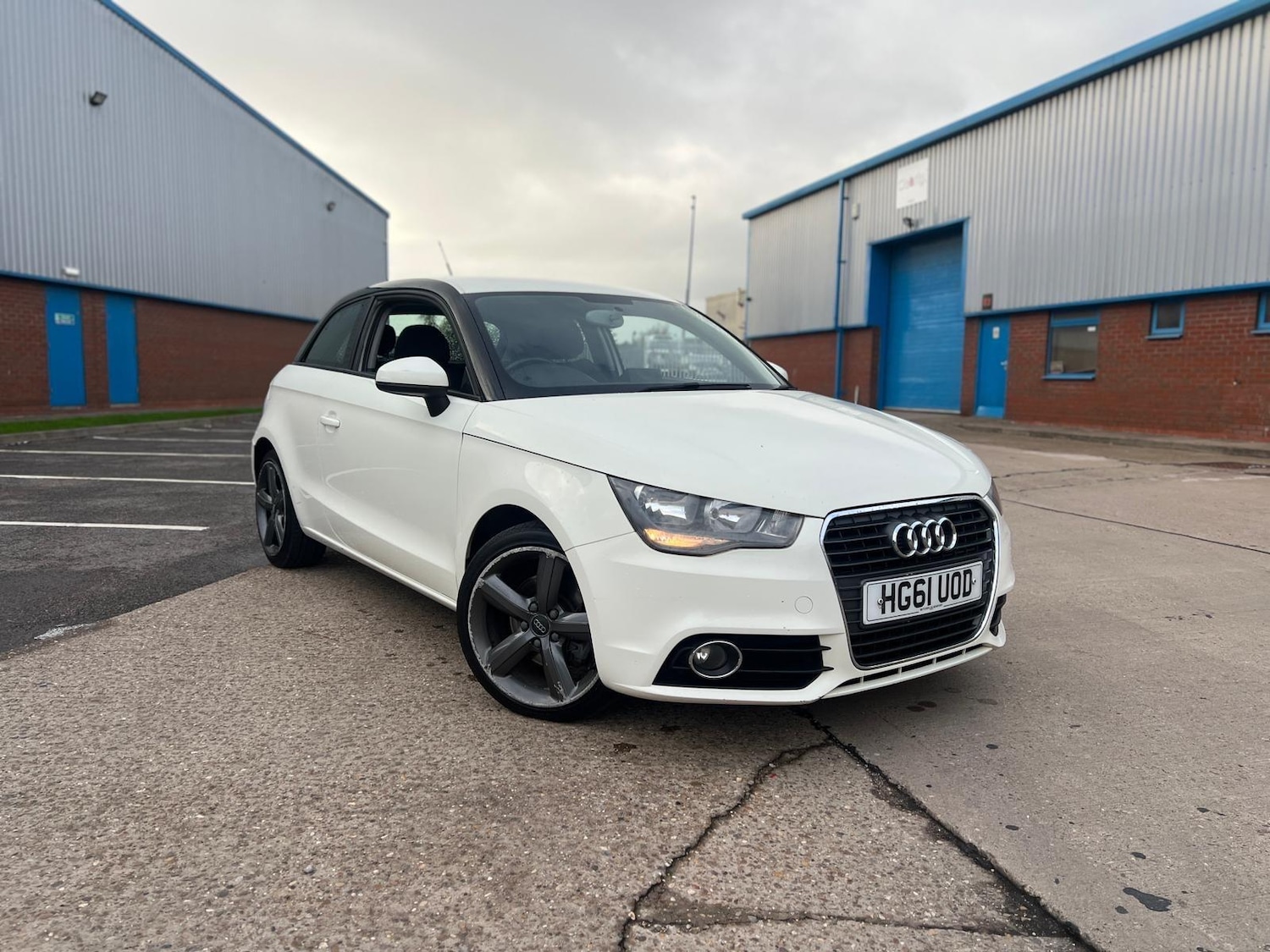 Used Audi A1 2012 for sale - 76388419: Photo 7