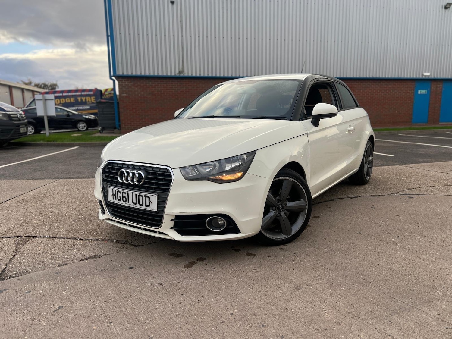 Used Audi A1 2012 for sale - 76388419: Photo 8