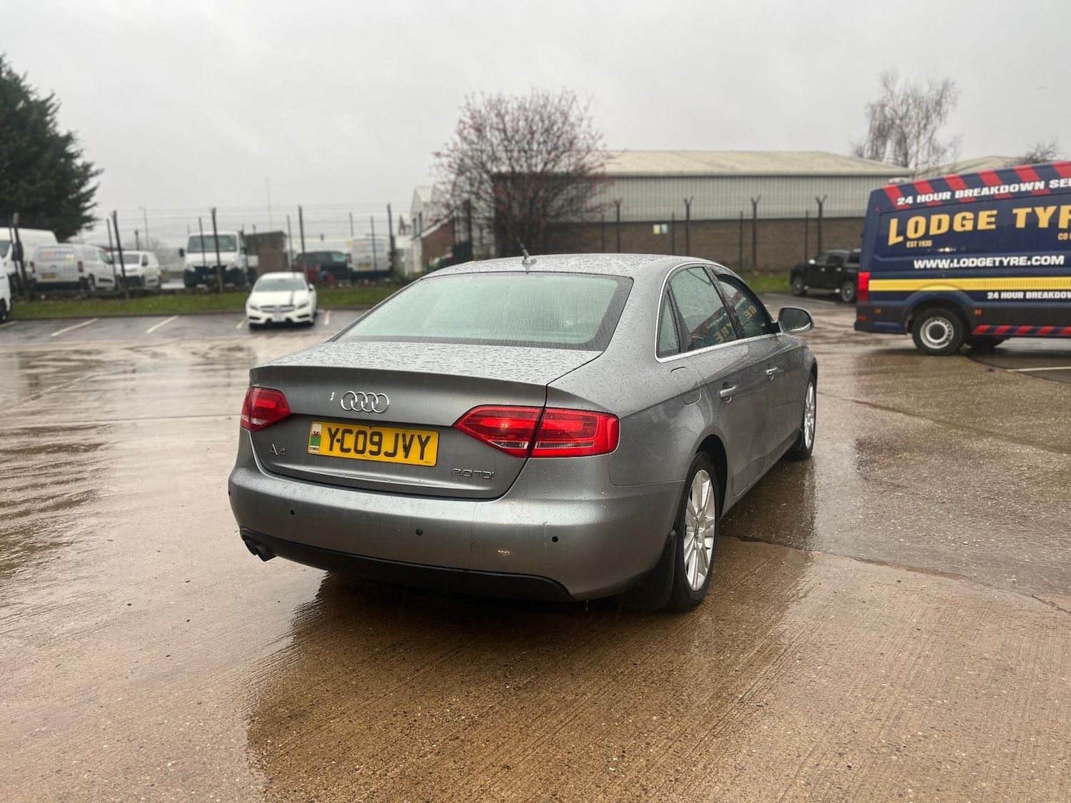 Used Audi A4 2009 for sale - 76995204: Photo 12