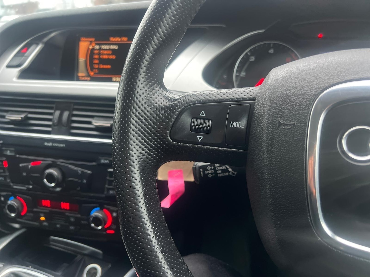 Used Audi A4 2009 for sale - 76995204: Photo 16