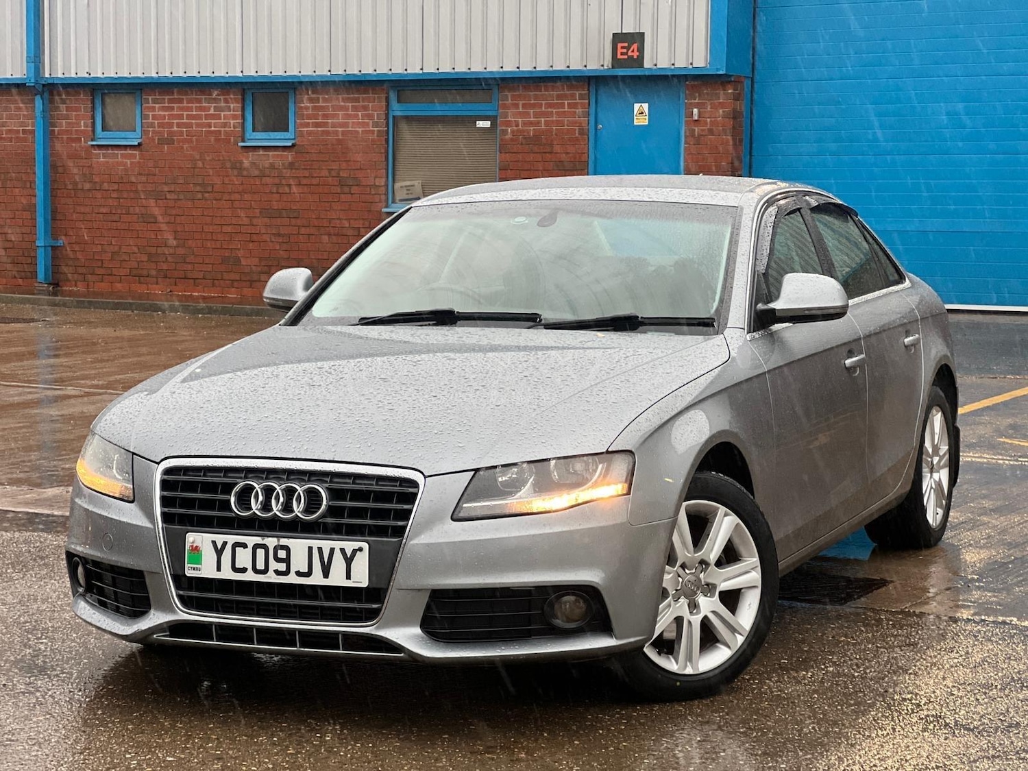 Used Audi A4 2009 for sale - 76995204: Photo 9