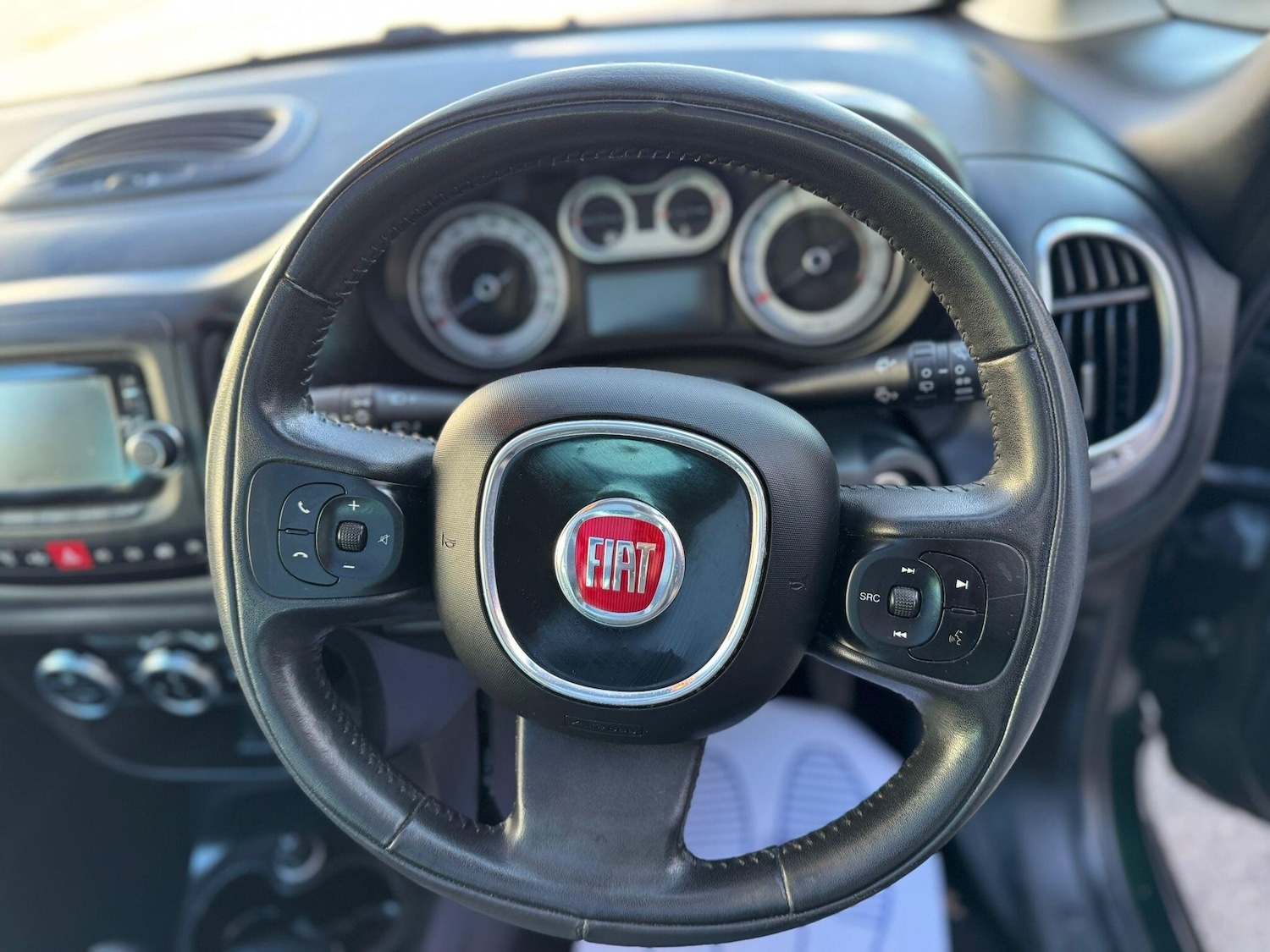 Used Fiat 500L 2013 for sale - 76656958: Photo 14