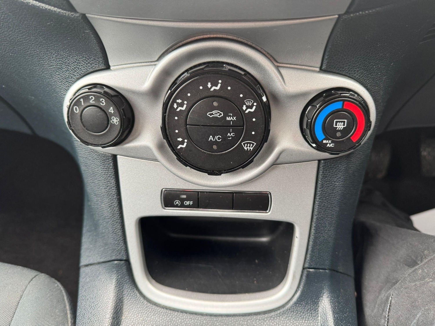 Used Ford Fiesta 2012 for sale - 76499557: Photo 16