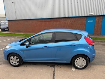 Used Ford Fiesta 2012 for sale - 76499557: Photo