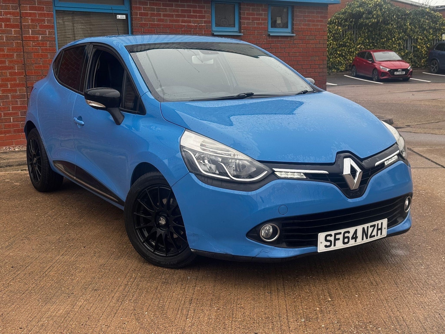 Used Renault Clio 2015 for sale - 77783965: Photo 10