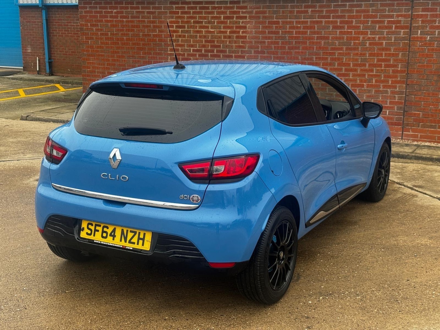 Used Renault Clio 2015 for sale - 77783965: Photo 8