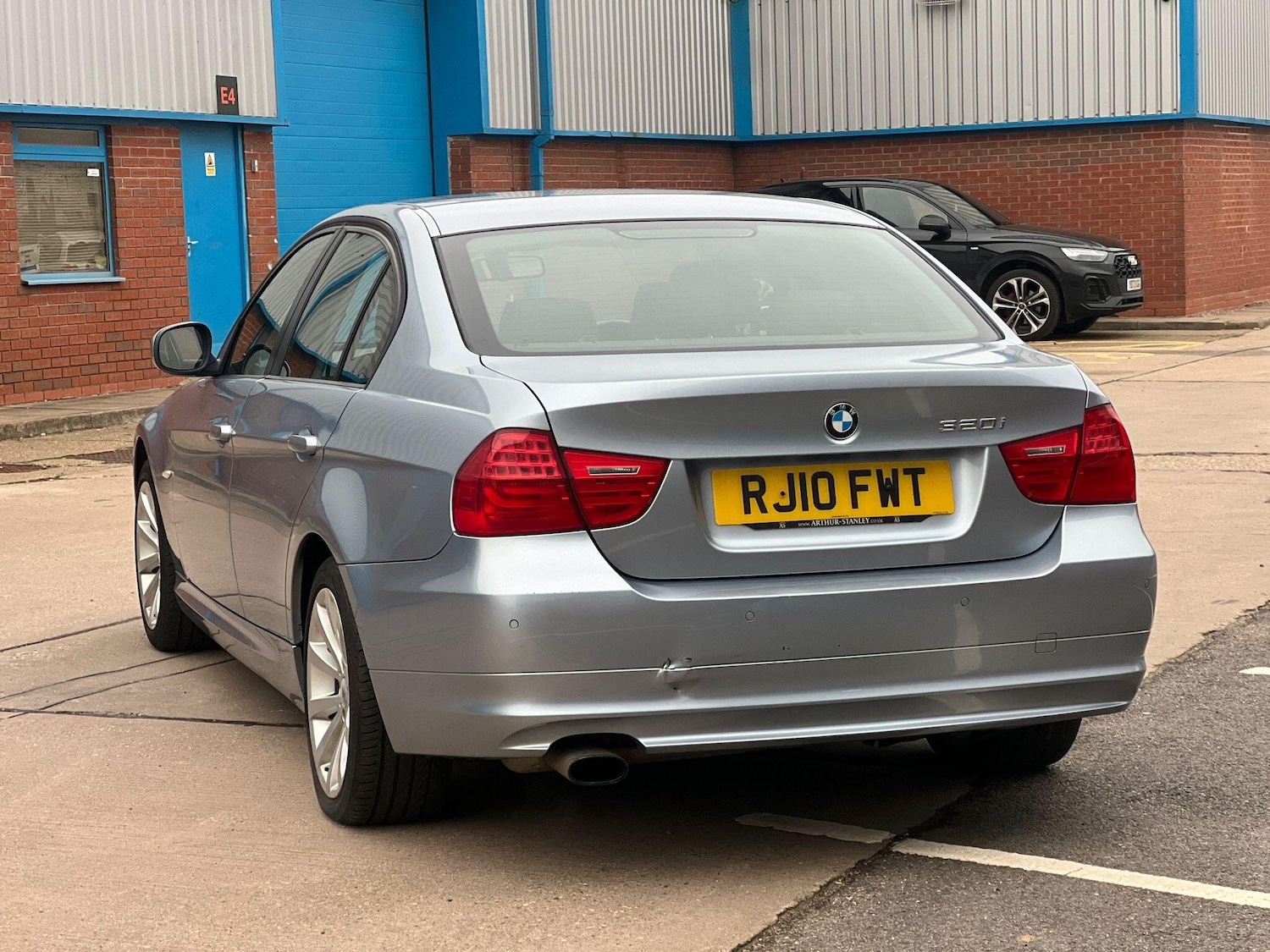 Used BMW 3 Series 2010 for sale - 77040995: Photo 11