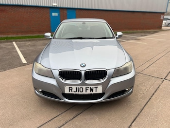 2010 (10) - 320i SE 4dr