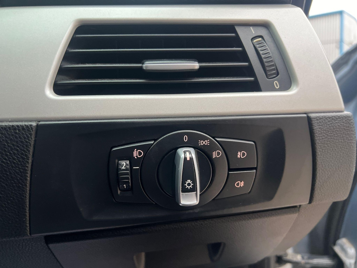 Used BMW 3 Series 2010 for sale - 77040995: Photo 21