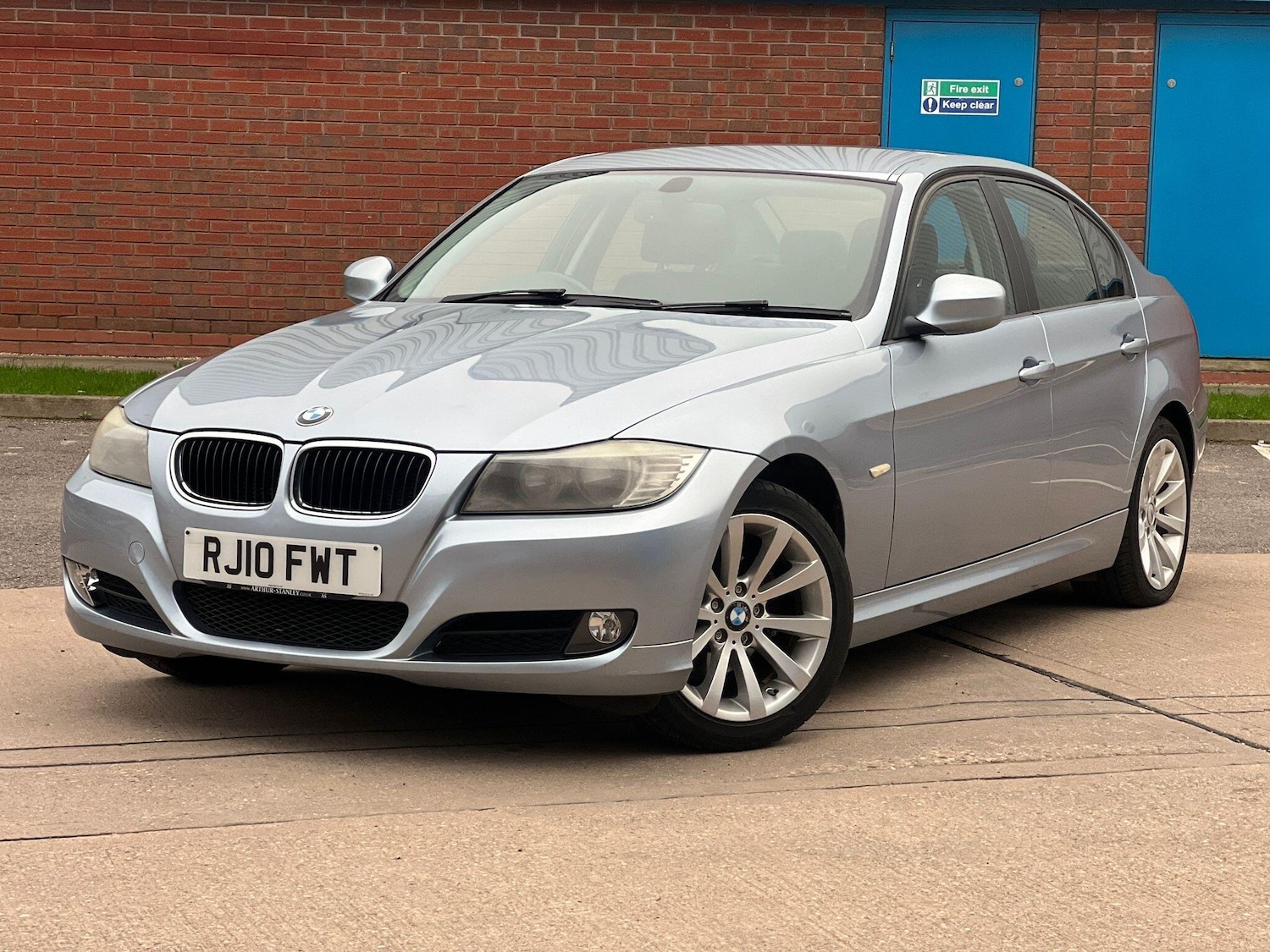 Used BMW 3 Series 2010 for sale - 77040995: Photo 6
