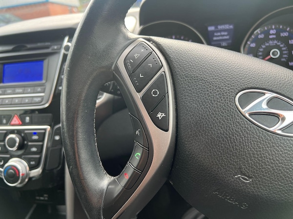 Used Hyundai i30 2012 for sale - 76199883: Photo 24