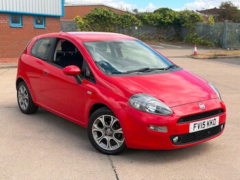 Used Fiat Punto 2015 for sale - 79601510: Photo
