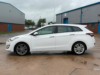 Used Hyundai i30 2016 for sale - 78795833: Photo