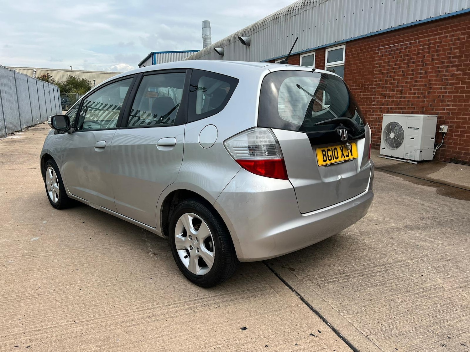 Used Honda Jazz 2010 for sale - 77060252: Photo 11