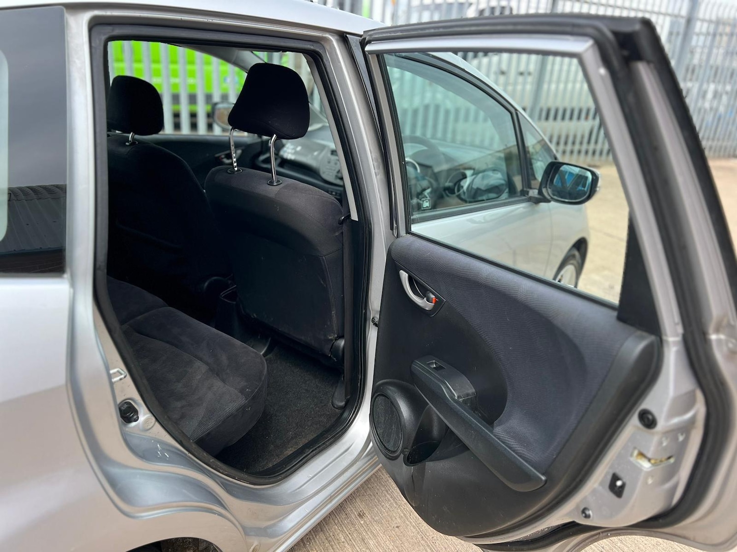 Used Honda Jazz 2010 for sale - 77060252: Photo 15