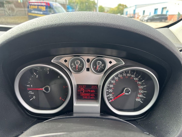 Used Ford Kuga 2012 for sale - 75741277: Photo 15