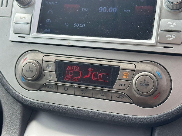 Used Ford Kuga 2012 for sale - 75741277: Photo 16