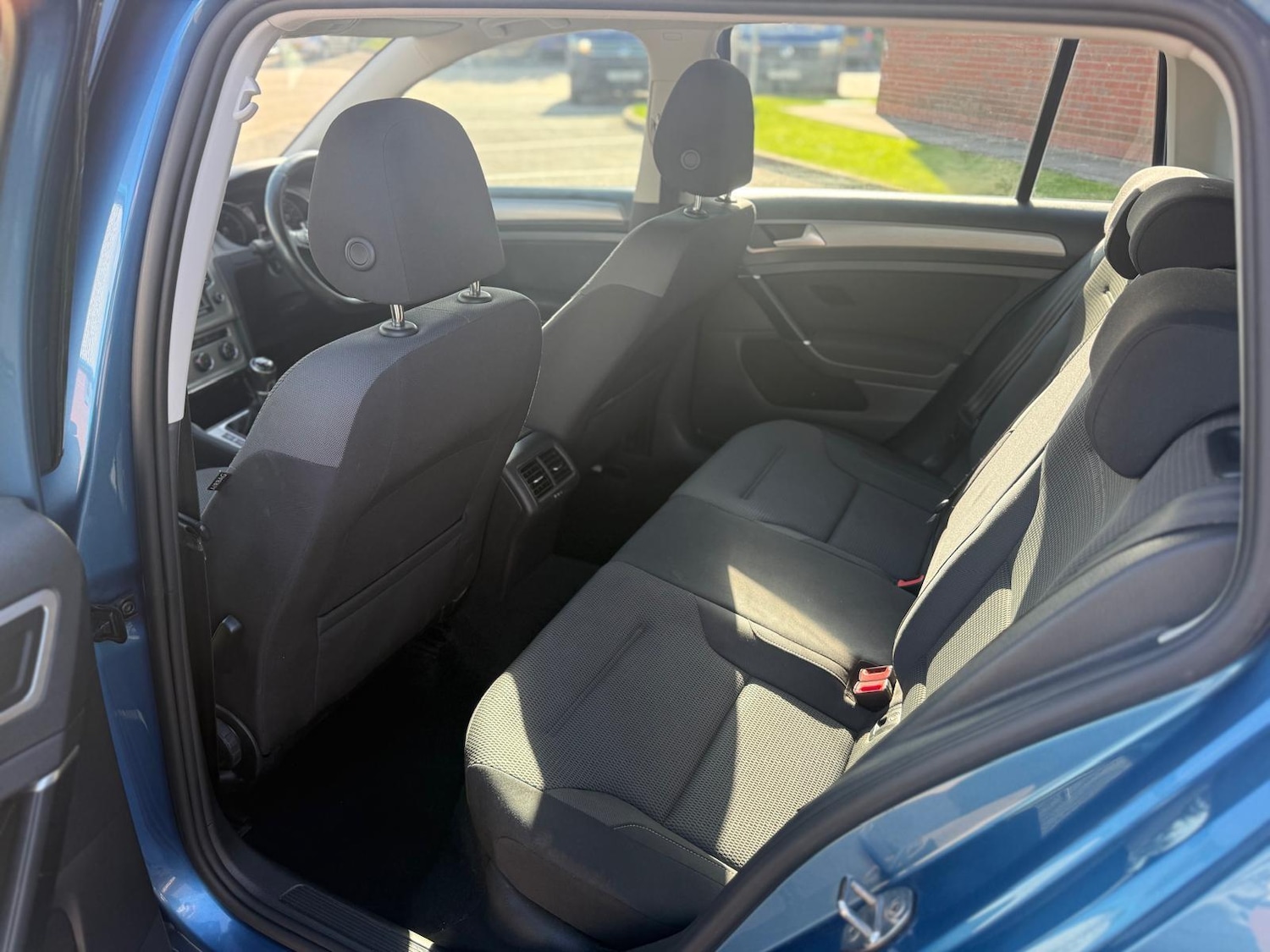 Used Volkswagen Golf 2016 for sale - 76121500: Photo 12