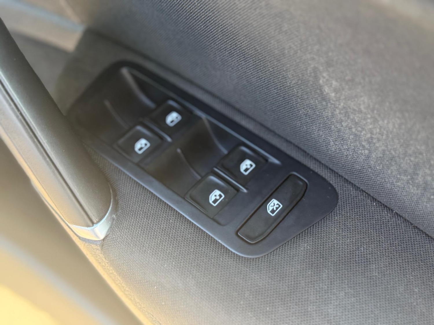 Used Volkswagen Golf 2016 for sale - 76121500: Photo 16