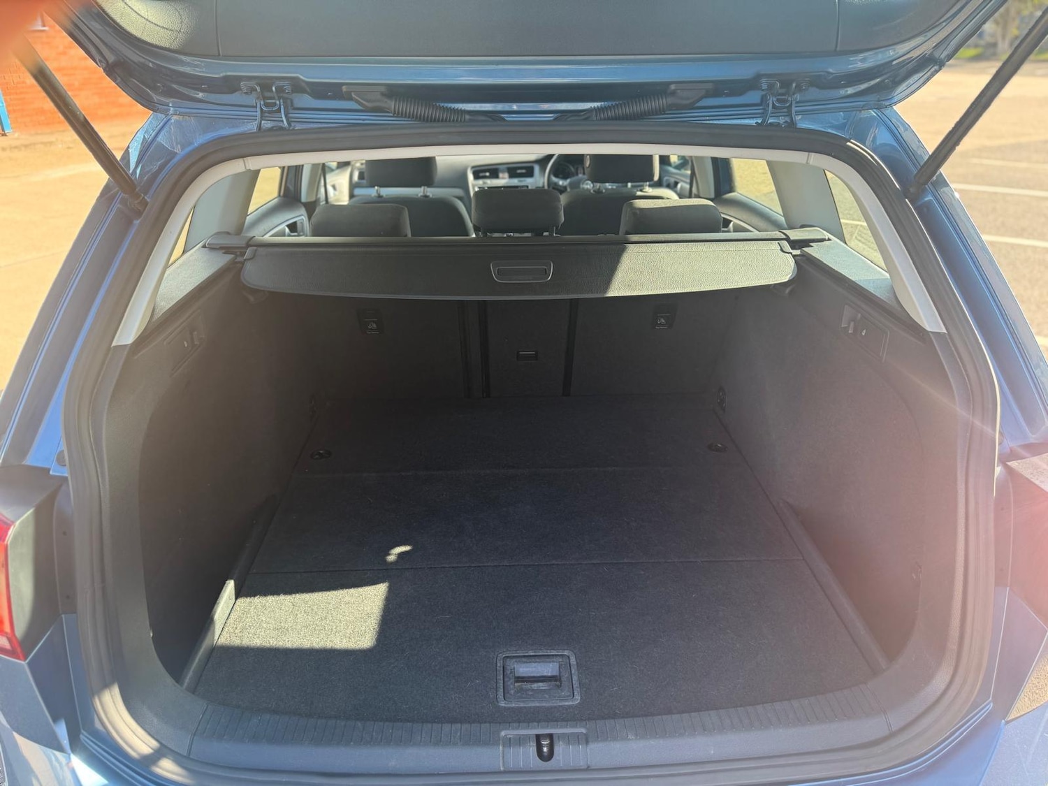 Used Volkswagen Golf 2016 for sale - 76121500: Photo 26