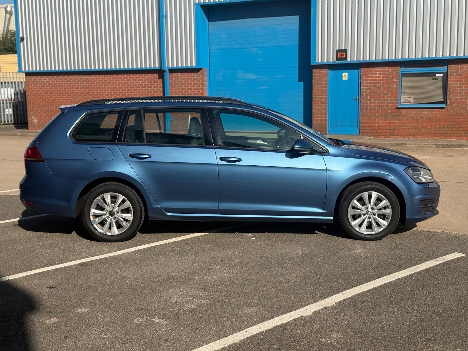 Used Volkswagen Golf 2016 for sale - 76121500: Photo 4
