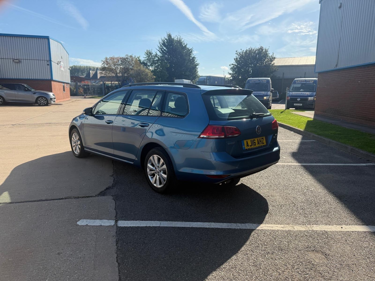 Used Volkswagen Golf 2016 for sale - 76121500: Photo 9