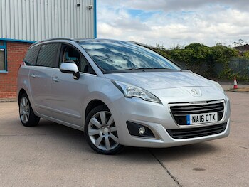 Used Peugeot 5008 2016 for sale - 79601382: Photo