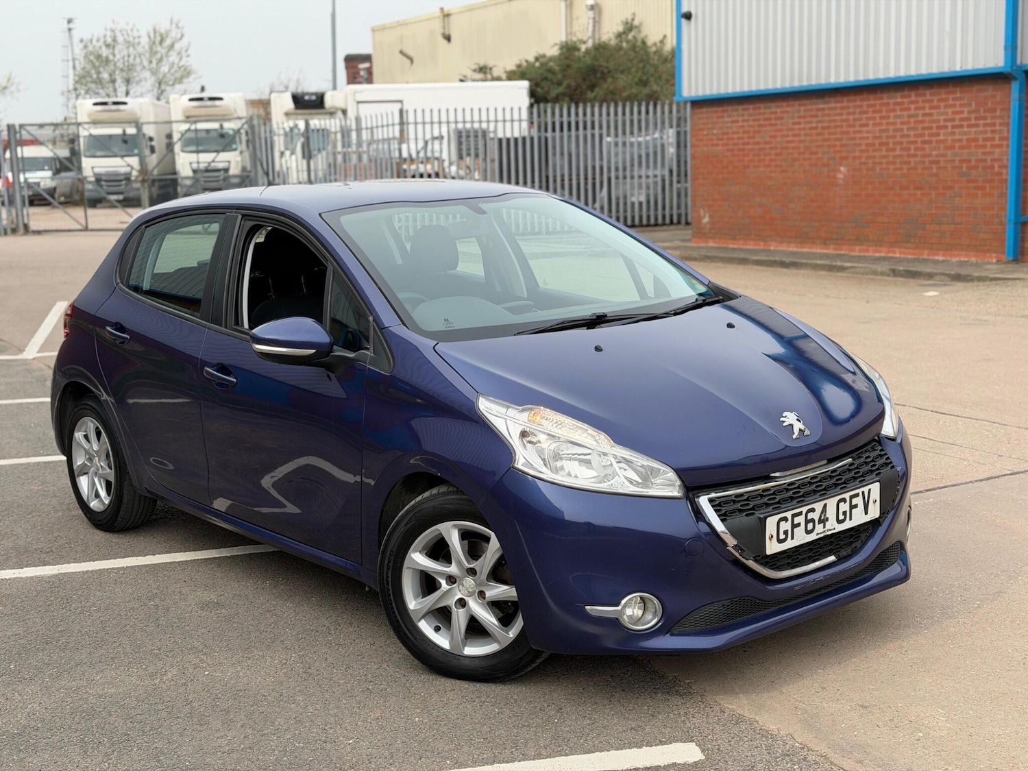 Used Peugeot 208 2014 for sale - 77994396: Photo 7