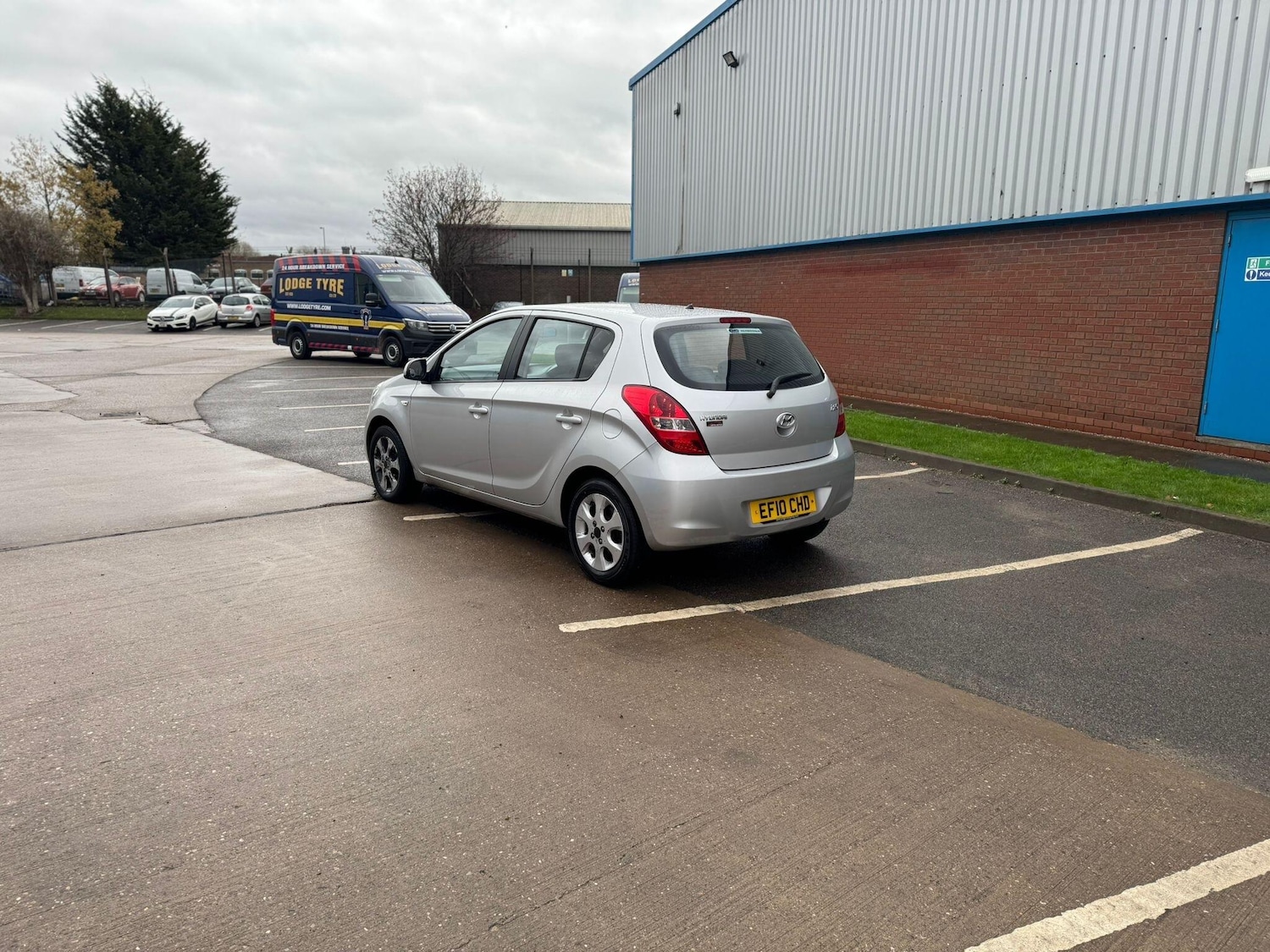 Used Hyundai i20 2010 for sale - 76743480: Photo 10