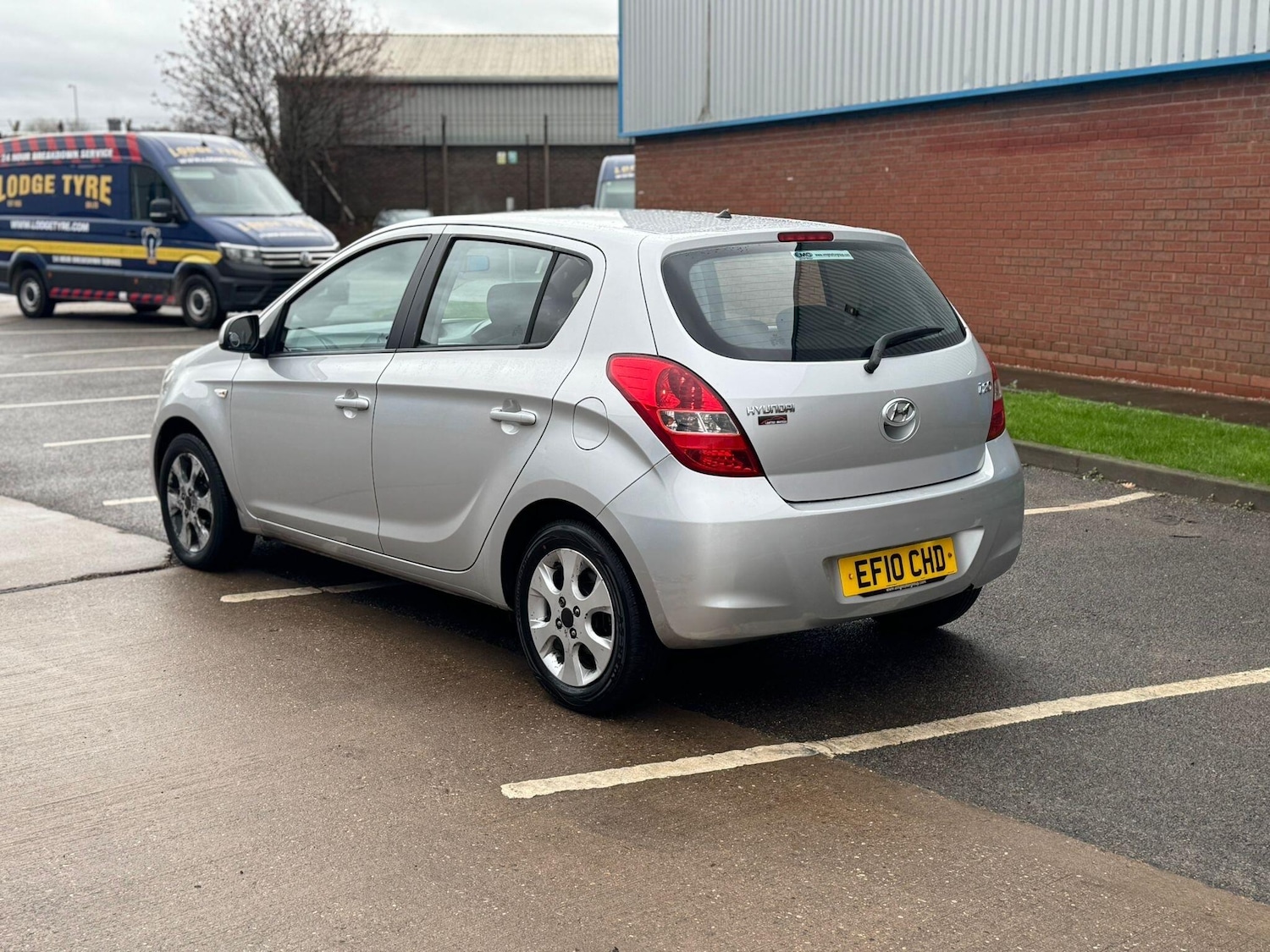 Used Hyundai i20 2010 for sale - 76743480: Photo 5