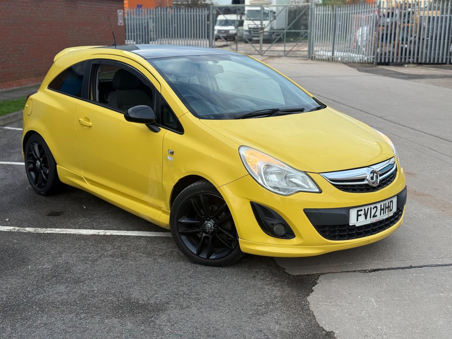 Used Vauxhall Corsa 2012 for sale - 77496981: Photo 5