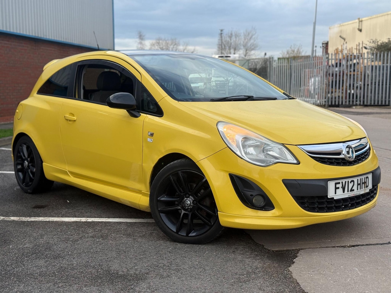 Used Vauxhall Corsa 2012 for sale - 77496981: Photo 6