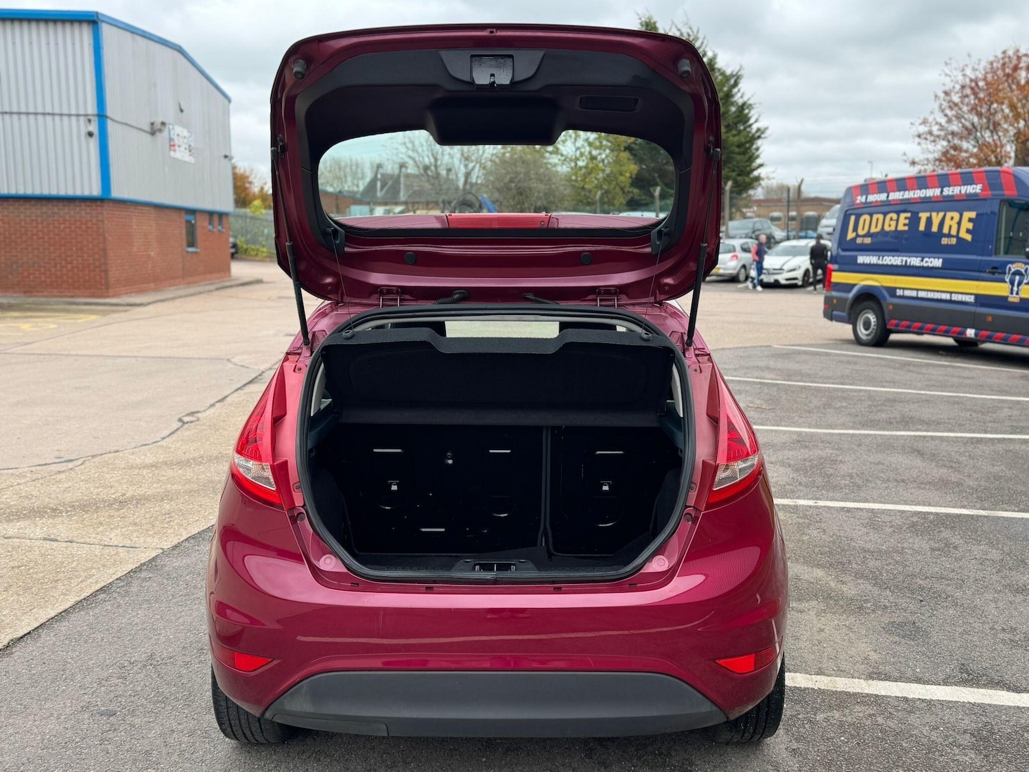 Used Ford Fiesta 2010 for sale - 76457709: Photo 23