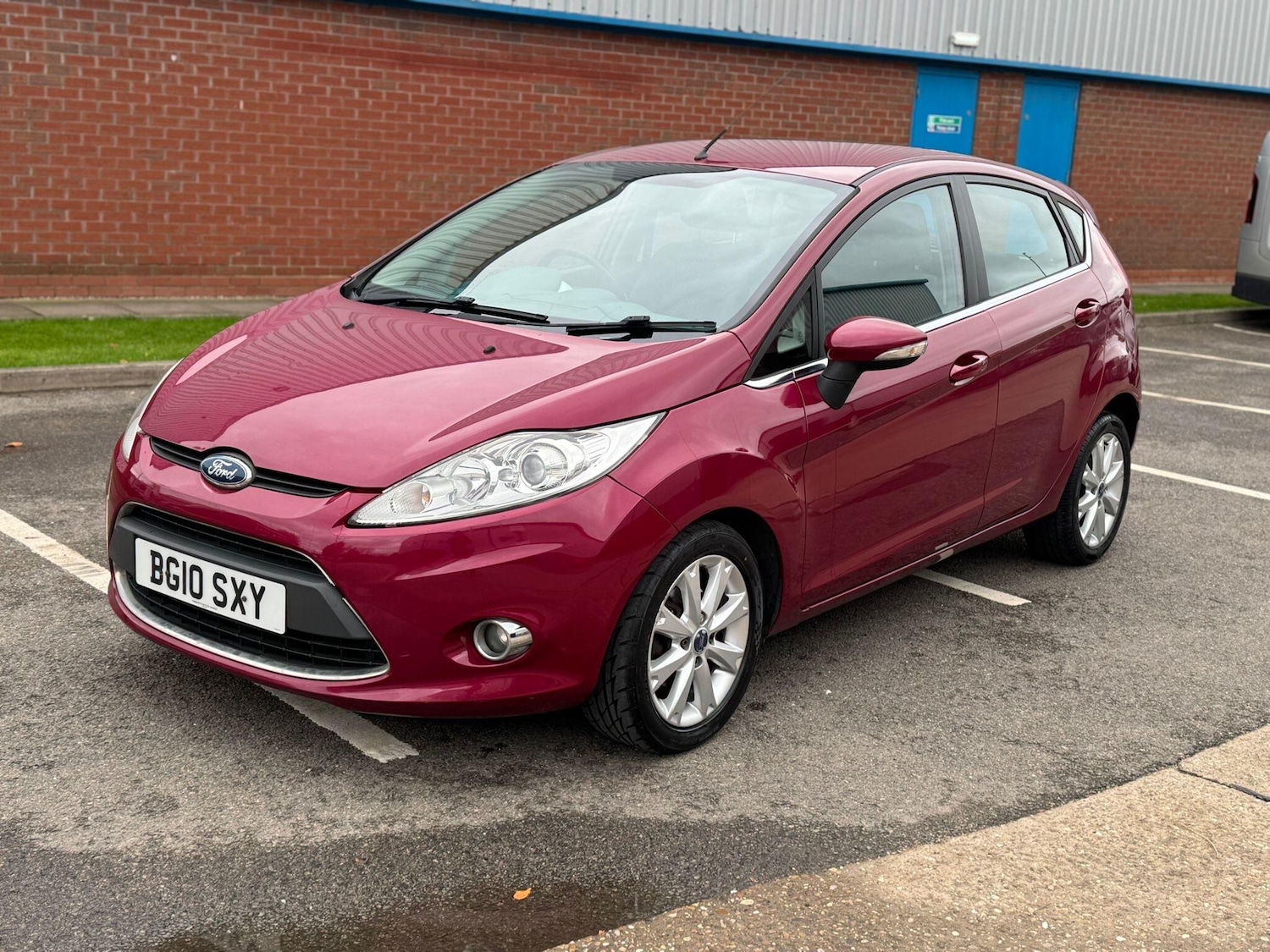 Used Ford Fiesta 2010 for sale - 76457709: Photo 9