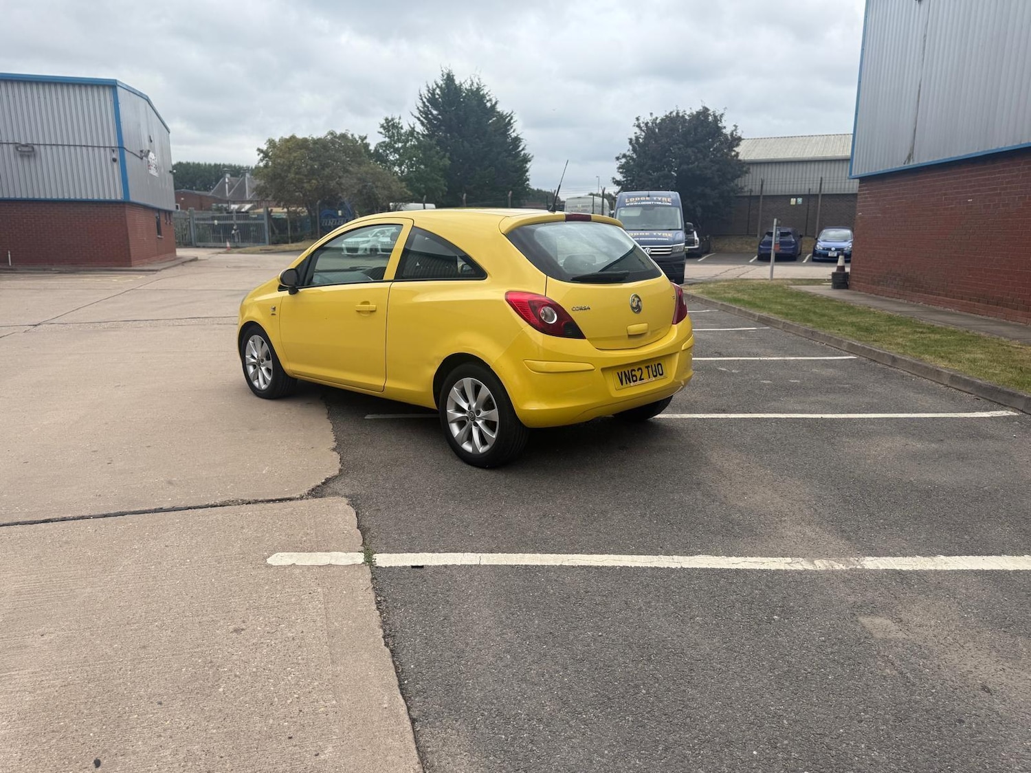 Used Vauxhall Corsa 2012 for sale - 76989753: Photo 6