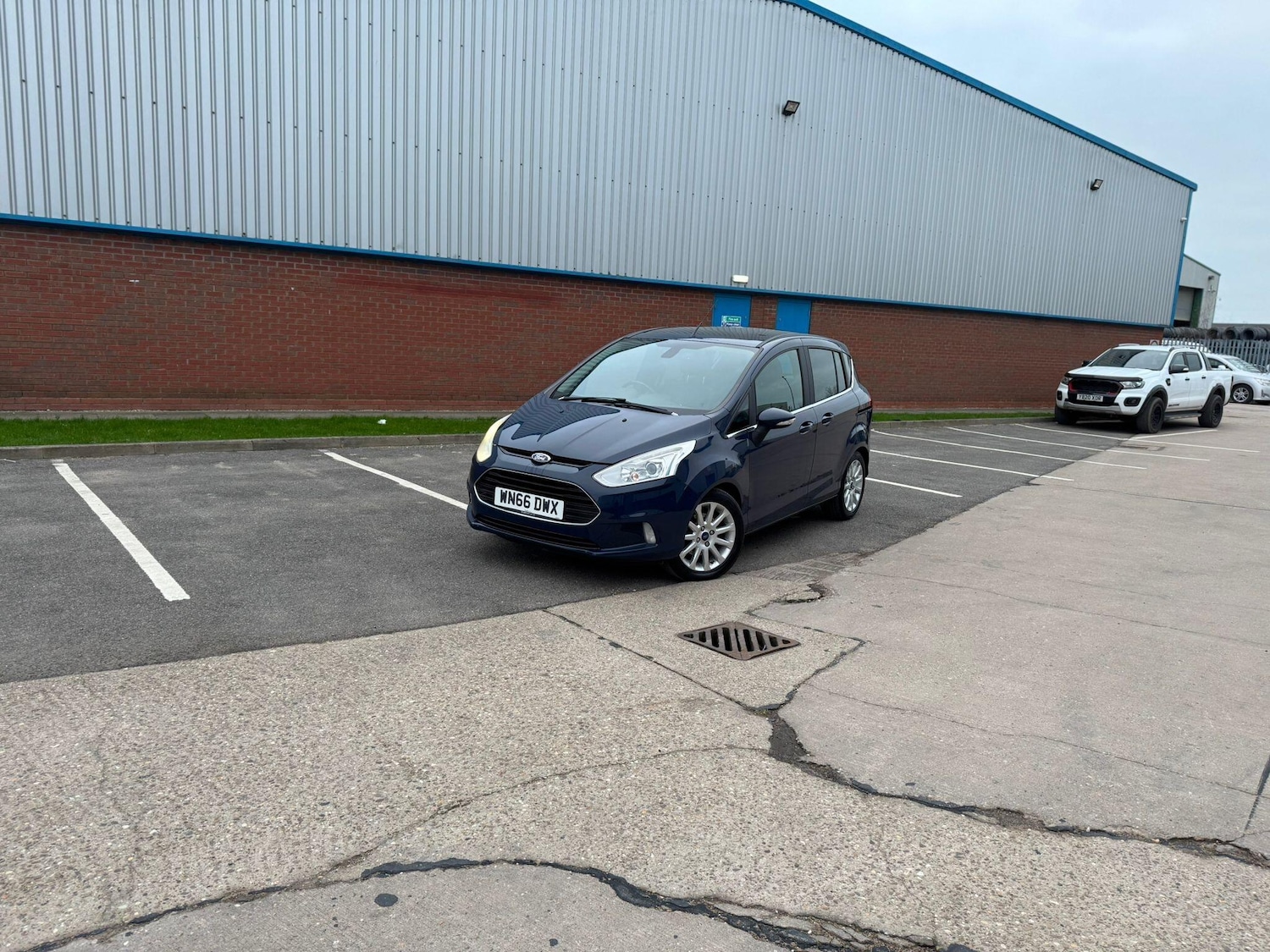 Used Ford B-MAX 2016 for sale - 77066672: Photo 10