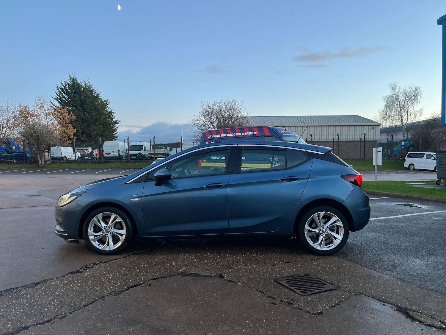 Used Vauxhall Astra 2016 for sale - 76965157: Photo 3