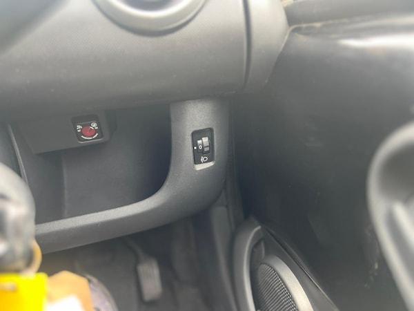 Used Toyota AYGO 2013 for sale - 76214986: Photo 18