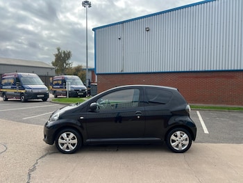 Used Toyota AYGO 2013 for sale - 76214986: Photo 3