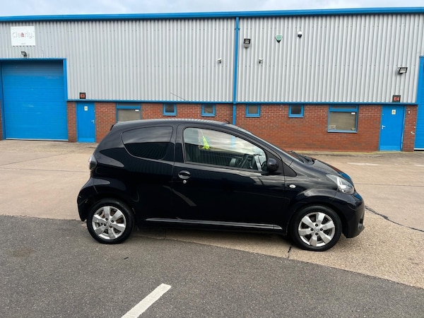 Used Toyota AYGO 2013 for sale - 76214986: Photo 4