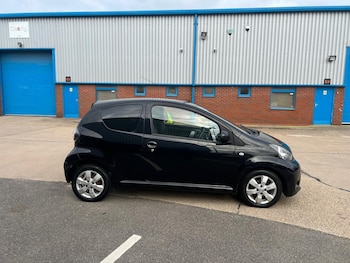 Used Toyota AYGO 2013 for sale - 76214986: Photo 4