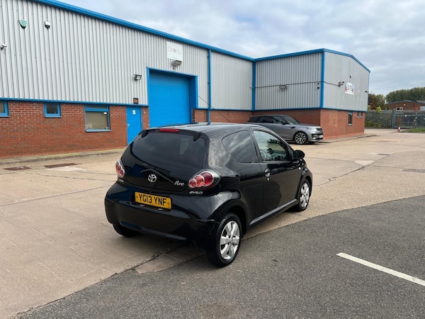 Used Toyota AYGO 2013 for sale - 76214986: Photo 6