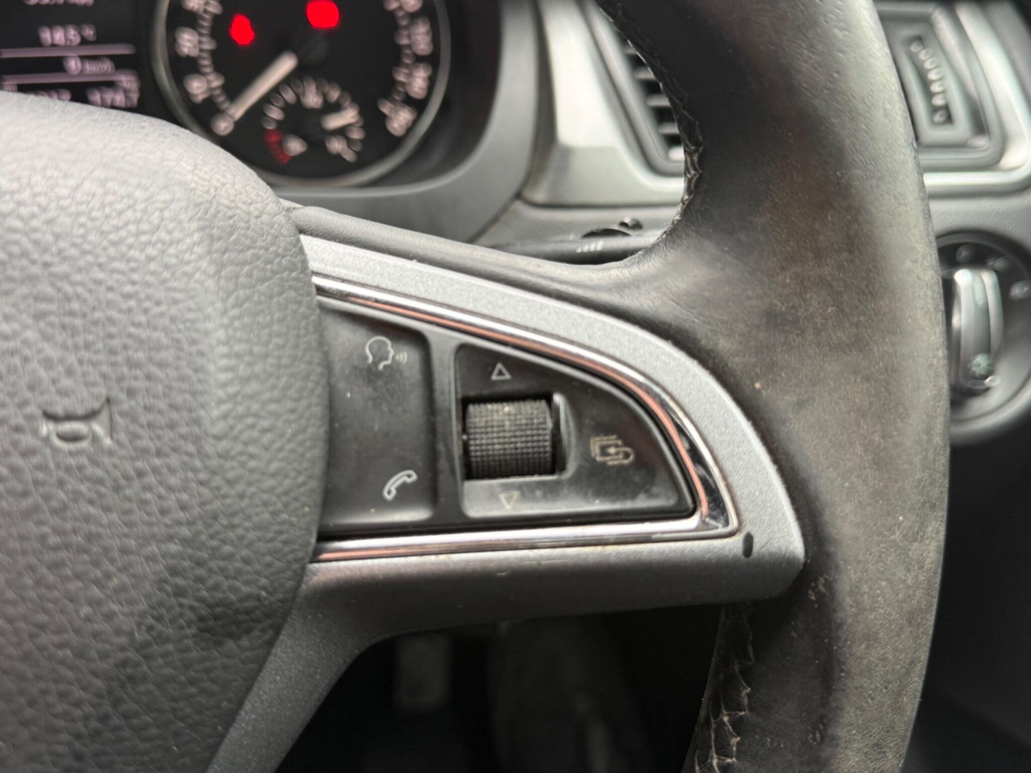 Used Skoda Rapid Spaceback 2015 for sale - 77645860: Photo 31