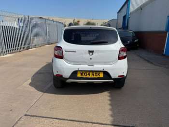Used Dacia Sandero Stepway 2014 for sale - 74545932: Photo