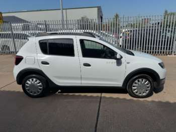 Used Dacia Sandero Stepway 2014 for sale - 74545932: Photo